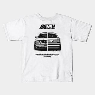 EDM - E34 M5 White BG - CarCorner Kids T-Shirt